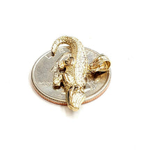 Load image into Gallery viewer, New 14k yellow Gold Alligator crocodile Pendant charm gift fine jewelry 2.7g