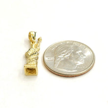 Load image into Gallery viewer, 14k Yellow gold 3D New York statue of liberty pendant charm Gift fine jewelry 3g