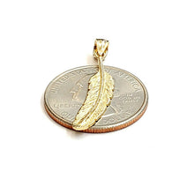 Load image into Gallery viewer, New 14k Yellow Gold solid feather Pendant Unisex gift fine jewelry 1.1g