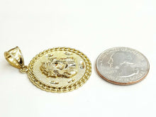 Load image into Gallery viewer, 10k yellow gold round Jesus face head pendant charm religious jewelry 1.18" 6.1g