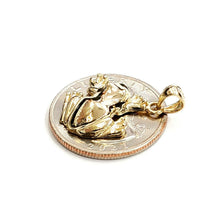 Load image into Gallery viewer, New 14k yellow gold frog pendant charm shiny gift unisex fine jewelry 2.9g