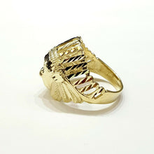 Load image into Gallery viewer, 10k yellow gold native American Indian chief head men Ring diamond cut Size 7.5