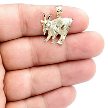 Load image into Gallery viewer, New 10k yellow Gold Goat Pendant charm diamond cut animal fine gift jewelry 2.6g