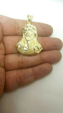 Load image into Gallery viewer, 10k yellow gold Jesus face head pendant charm fine gift religious jewelry 5.6g