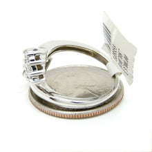 Load image into Gallery viewer, New 0.77Ct Natural Diamond In 14k white Gold Women's heart Ring fine gift Size 7