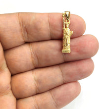 Load image into Gallery viewer, 14k Yellow gold 3D New York statue of liberty pendant charm Gift fine jewelry 3g