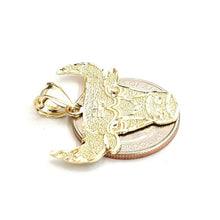 Load image into Gallery viewer, 10k yellow solid Gold Taurus bull zodiac Pendant charm fine gift jewelry 2.9g