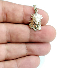 Load image into Gallery viewer, New 14k solid yellow Gold tiny Chief face head Pendant charm fine jewelry 1.8g