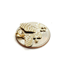 Load image into Gallery viewer, New 14k yellow Gold solid honey bee Pendant charm gift fine jewelry 1.8g