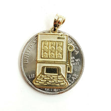 Load image into Gallery viewer, 14k yellow Gold casino slot machin las vegas Pendant fine jewelry unisex 2.2g