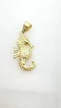 Load image into Gallery viewer, New 14k yellow Gold sea horse Pendant charm gift fine jewelry unisex 1.6g