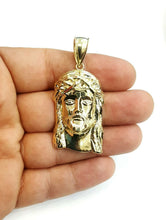 Load image into Gallery viewer, 10k yellow gold Jesus face head pendant charm fine gift religious jewelry 7.9g