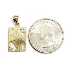 Load image into Gallery viewer, 14k yellow Gold queen of hearts Pendant playing card gambling fine jewelry 1.4g