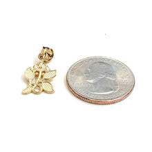 Load image into Gallery viewer, New 14k yellow solid Gold rose flower Pendant charm love fine gift jewelry 1.4g