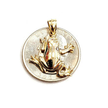 Load image into Gallery viewer, New 14k yellow gold frog pendant charm shiny gift unisex fine jewelry 1.7g