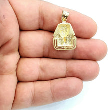 Load image into Gallery viewer, 10k yellow solid Gold Egyptian pharaoh king head Pendant fine gift jewelry 4.4g