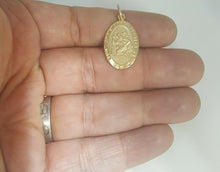 Load image into Gallery viewer, 14k solid yellow gold oval saint Christopher pendant charm fine religious 2.9g