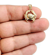 Load image into Gallery viewer, New 14k yellow Gold crab cancer zodiac sign Pendant charm fine jewelry 2.6g