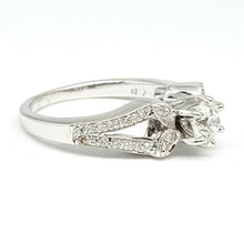 Load image into Gallery viewer, Pre-owned 0.58Ct Natural Diamond 18k White Gold Engagement Ring 6.35mm Size 5.75