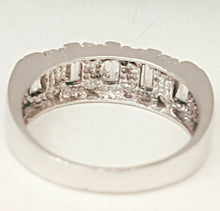 Load image into Gallery viewer, 14k white Gold woman's ring size 8 with cubic zirconia fine jewelry 4.2g