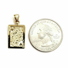Load image into Gallery viewer, 14k yellow Gold king of hearts Pendant playing card gambling fine jewelry 1.6g