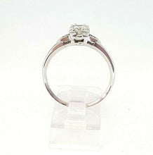 Load image into Gallery viewer, Pre-owned 0.34Ct Natural Diamond platinum Wedding Engagement Ring gift Size 7.25