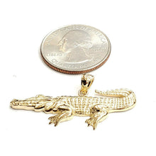 Load image into Gallery viewer, New 14k yellow Gold Alligator crocodile Pendant charm gift fine jewelry 3g