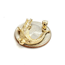Load image into Gallery viewer, New 14k yellow Gold Alligator crocodile Pendant charm gift fine jewelry 2.8g