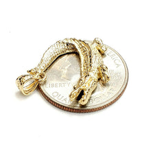 Load image into Gallery viewer, New 14k yellow Gold Alligator crocodile Pendant charm gift fine jewelry 2.8g