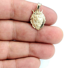 Load image into Gallery viewer, New 14k yellow Gold lion head face with crown Leo Pendant charm fine gift 2.4g