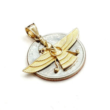 Load image into Gallery viewer, 14k yellow gold Farvahar Faravahar Persian Ahoura Mazda Zoroastrian pendant 2.2g