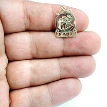 Load image into Gallery viewer, 14k yellow Gold Aquarius zodiac sign astrology Pendant charm fine jewelry 1.4g