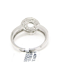 Load image into Gallery viewer, 0.40Ct Natural Diamond 14k White Gold Semi Mount halo Ring round center size 6.5