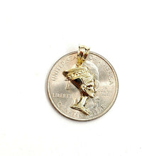 Load image into Gallery viewer, 10k yellow solid Gold tiny Egyptian queen Nefertiti head Pendant jewelry 0.9g