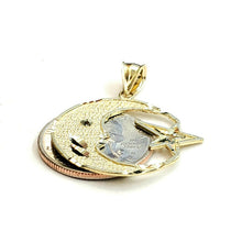 Load image into Gallery viewer, 10k yellow gold moon and star pendant charm diamond cut astronomy jewelry 2.6g