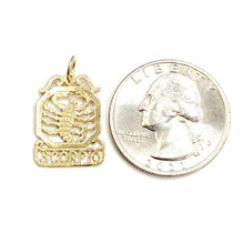 Load image into Gallery viewer, 14k yellow Gold scorpion zodiac sign astrology Pendant charm fine jewelry 1.3g