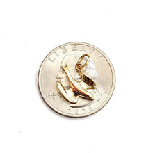 Load image into Gallery viewer, New 14k yellow Gold Tiny Dove bird Pendant charm love gift fine jewelry 0.9g