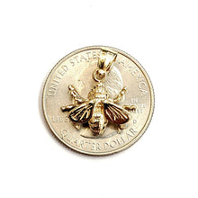 Load image into Gallery viewer, 14k yellow Gold solid honey bee 3D Pendant charm gift fine jewelry 1.5g