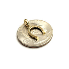 Load image into Gallery viewer, New 14k Yellow Gold horseshoe Pendant Charm lucky Gift fine jewelry unisex 0.6g
