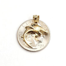 Load image into Gallery viewer, New 14k yellow Gold shark predator Pendant charm fine jewelry gift unisex 1.4g
