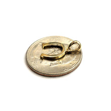Load image into Gallery viewer, New 14k Yellow Gold horseshoe Pendant Charm lucky Gift fine jewelry unisex 0.6g
