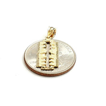 Load image into Gallery viewer, New 14k yellow gold razor blade pendant charm Fine Jewelry Gifts unisex 1.3g
