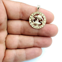Load image into Gallery viewer, 10k yellow Gold round Pisces fish zodiac Pendant charm fine jewelry unisex 2.6g
