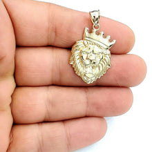 Load image into Gallery viewer, 10k yellow Gold lion head face crown Leo zodiac Pendant charm fine jewelry 2.6g

