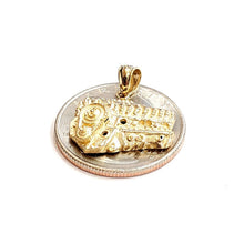 Load image into Gallery viewer, New 14k yellow Gold racing car engine sport Pendant charm gift fine jewelry 3.2g

