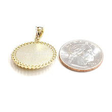 Load image into Gallery viewer, 10k yellow gold round crown pendant charm gift fine jewelry necklace 0.97" 4.2g
