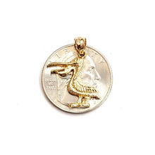 Load image into Gallery viewer, New 14k yellow Gold pelican Bird Pendant charm unisex gift fine jewelry 1.9g
