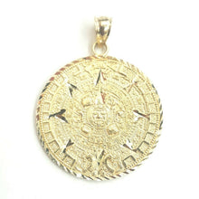 Load image into Gallery viewer, 14k yellow Gold Aztec Mayan sun calendar Azteca pendant gift jewelry 1.20" 7.3g
