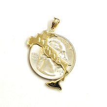 Load image into Gallery viewer, 14k yellow gold ITALIA ITALY outline map pendant charm gift fine jewelry 1.5g

