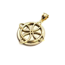 Load image into Gallery viewer, 14k yellow Gold Nudo De Bruja Witches Knot Pendant Gift fine jewelry unisex 3.3g
